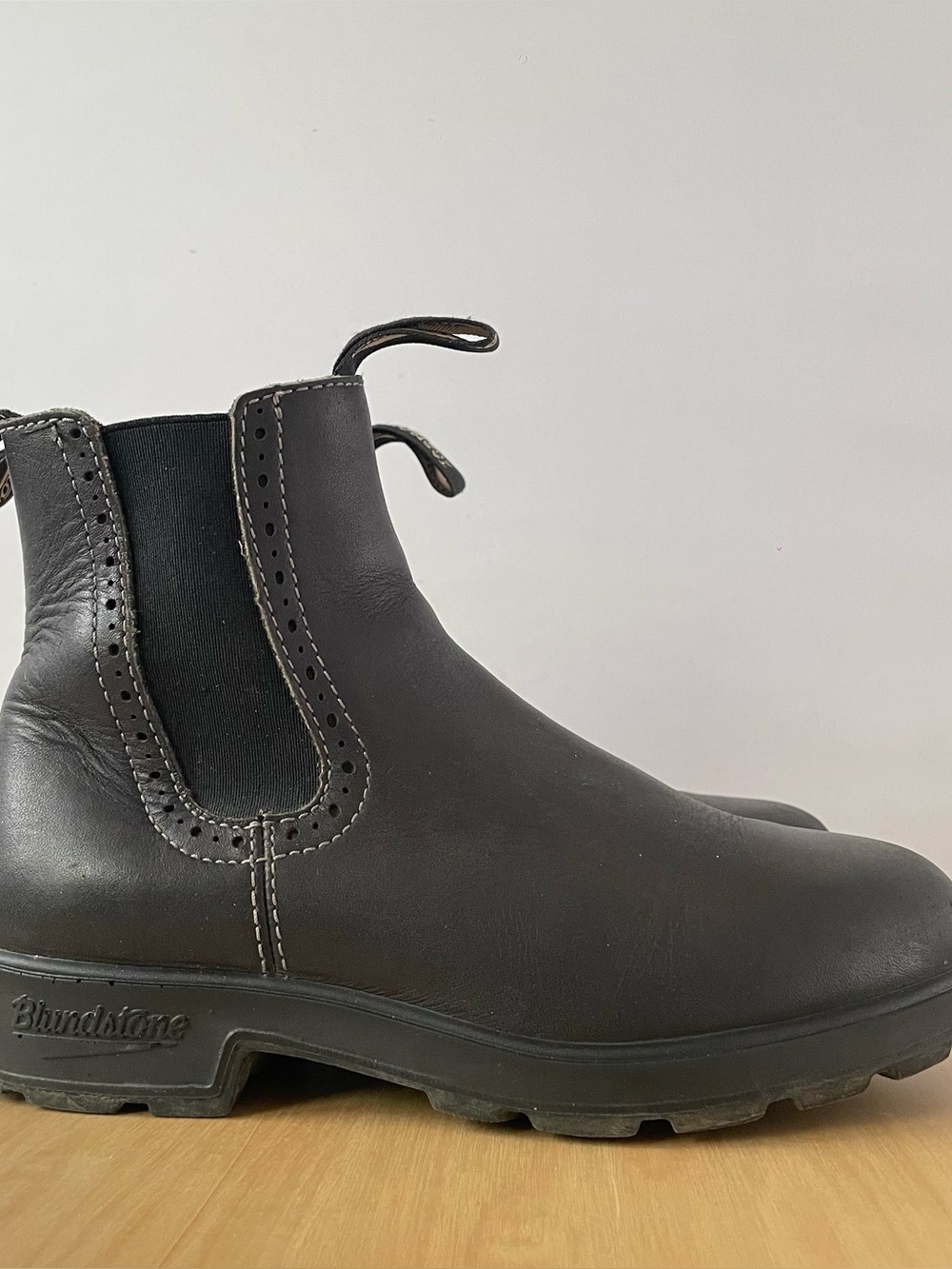 Blundstone Women's Original High-Top Chelsea Boots | AU 4 - Picture 1 of 8